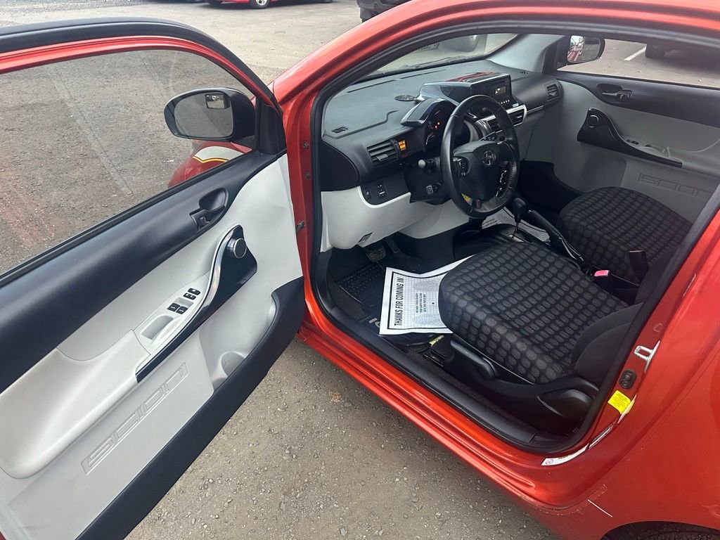 Used 2013 Scion iQ image 14