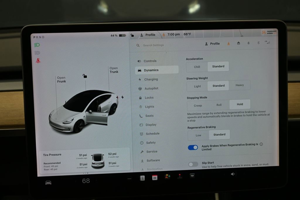 Used 2020 Tesla Model 3 Standard Range RWD image 25