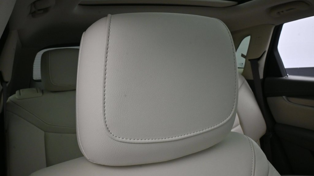 Certified 2024 Cadillac XT5 Premium Luxury FWD image 23