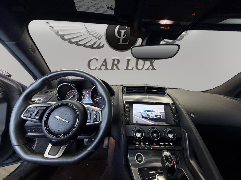Used 2018 Jaguar F-TYPE R-Dynamic RWD image 11