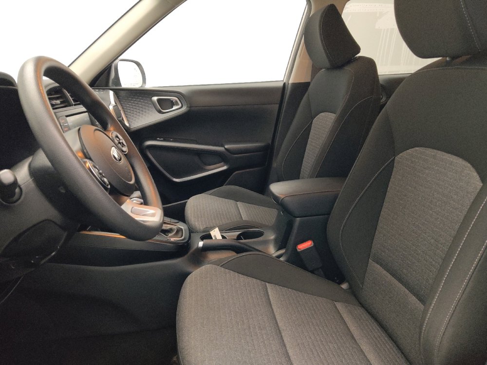 Used 2021 Kia Soul S image 17