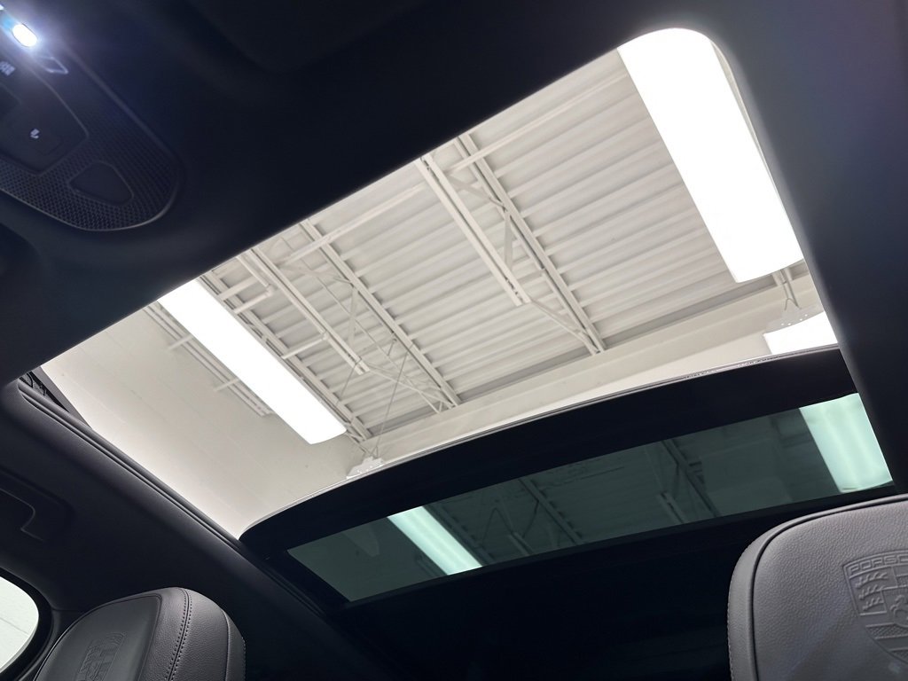 Used 2025 Porsche Cayenne E-Hybrid image 42