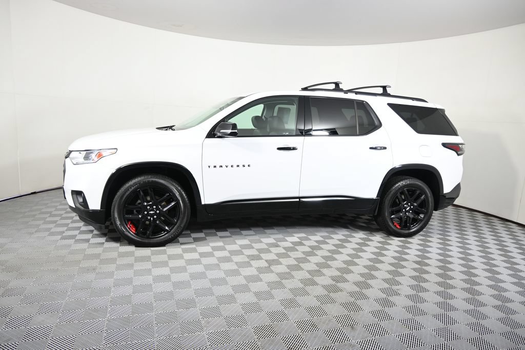 Used 2019 Chevrolet Traverse Premier w/ Redline Edition AWD/4WD image 2