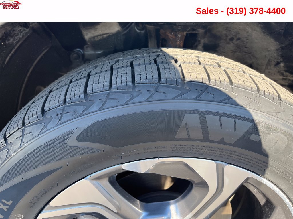 Used 2017 Honda CR-V EX image 11