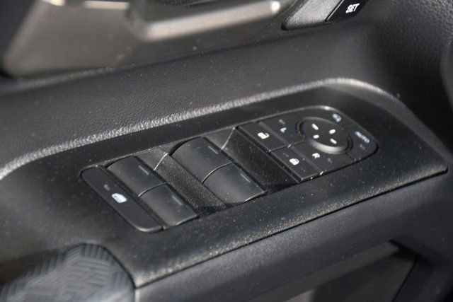 Used 2025 Toyota 4Runner Limited AWD/4WD image 6