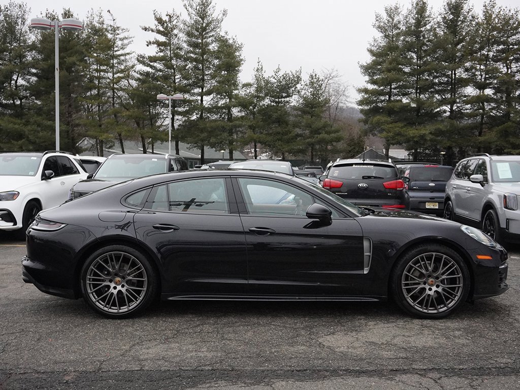Used 2023 Porsche Panamera 4 Platinum Edition image 21