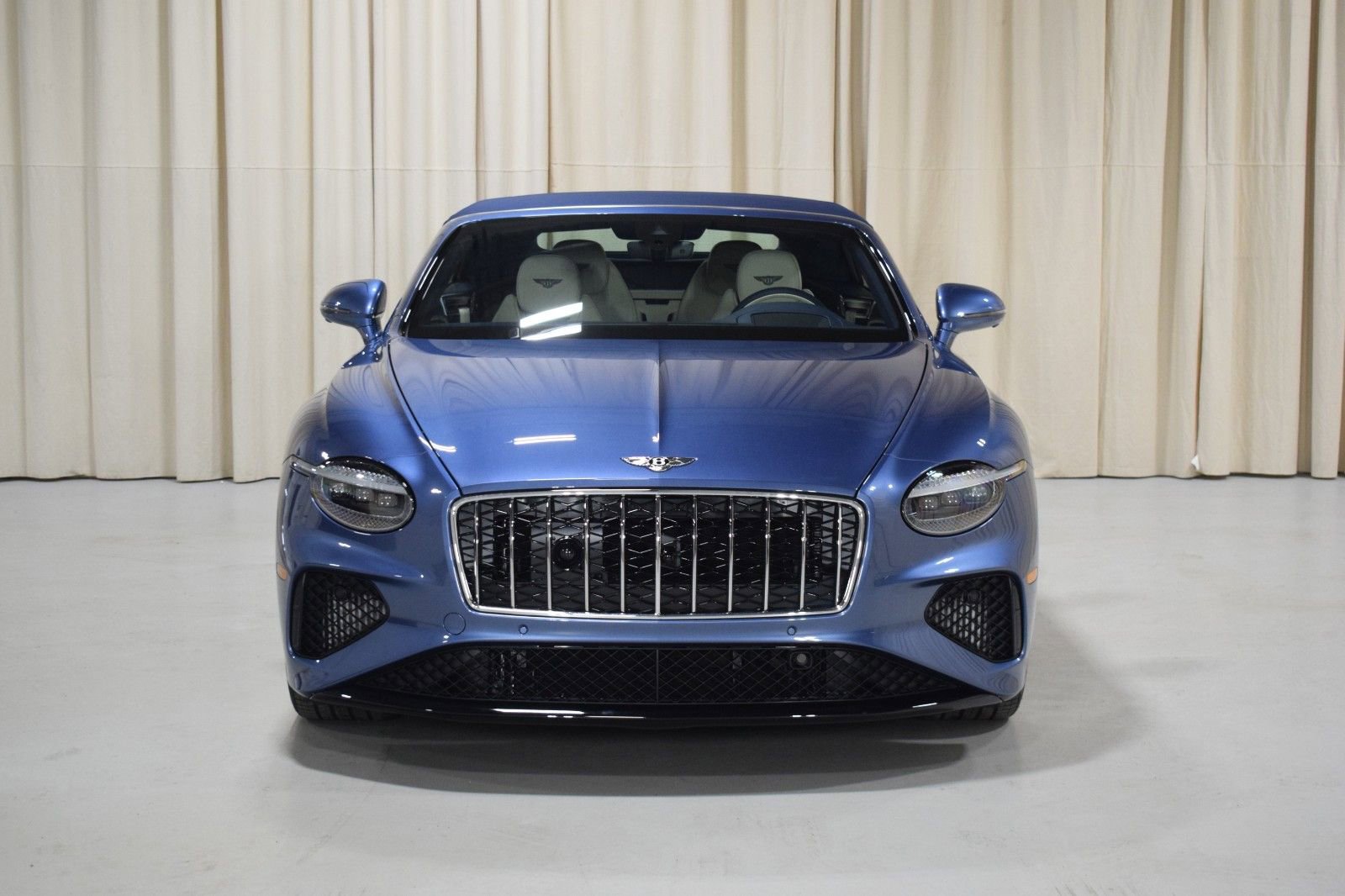 New 2026 Bentley Continental GTC AWD/4WD image 11