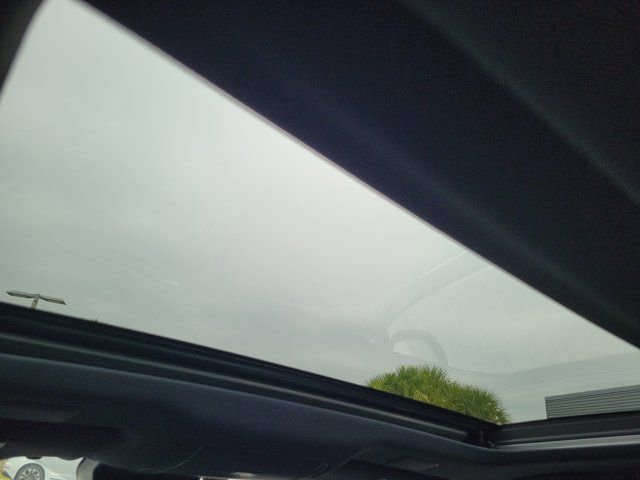 Used 2021 Lexus LS 500 AWD w/ Accessory Package (Z1) image 16