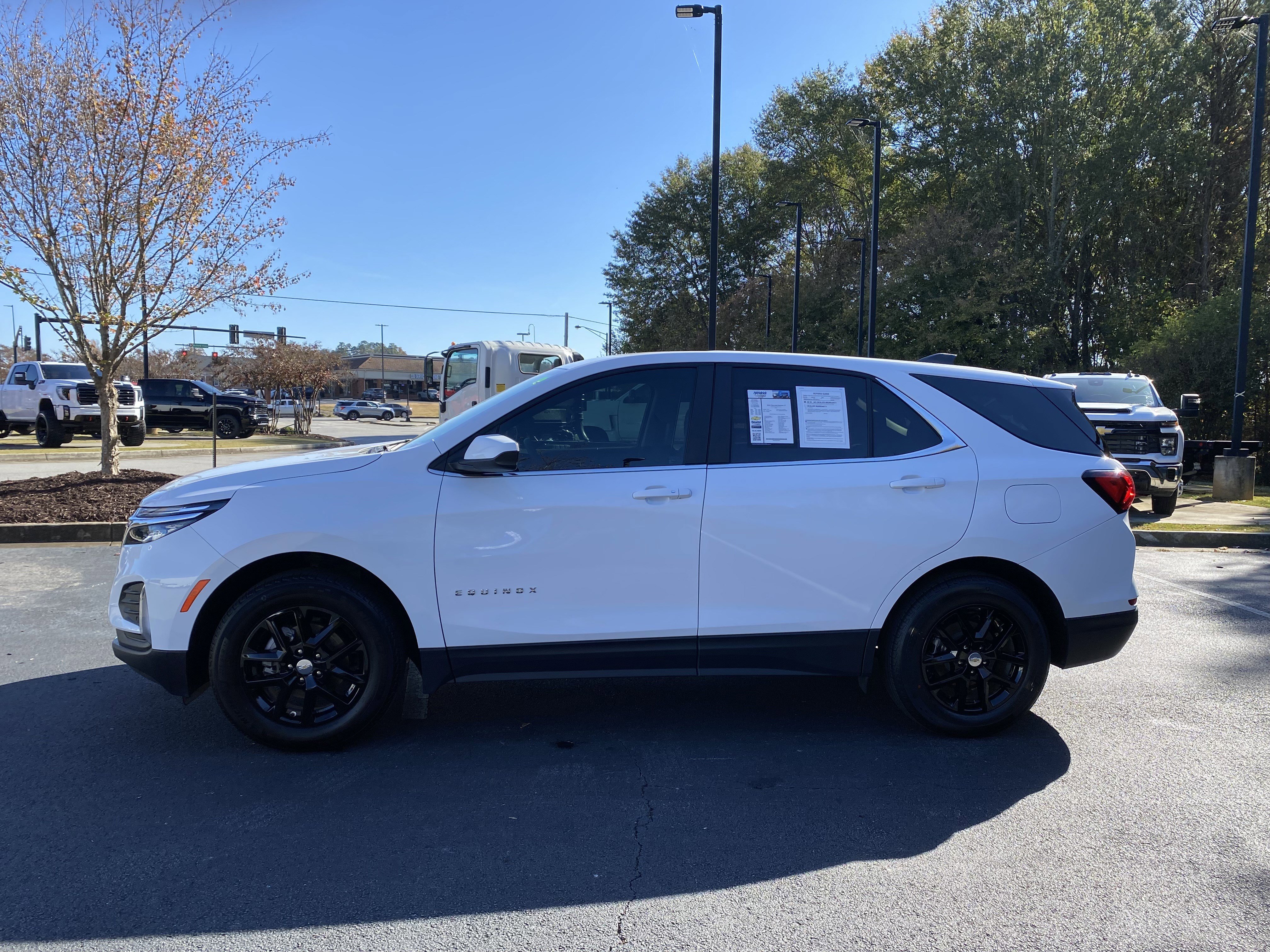 Used 2024 Chevrolet Equinox LT image 6
