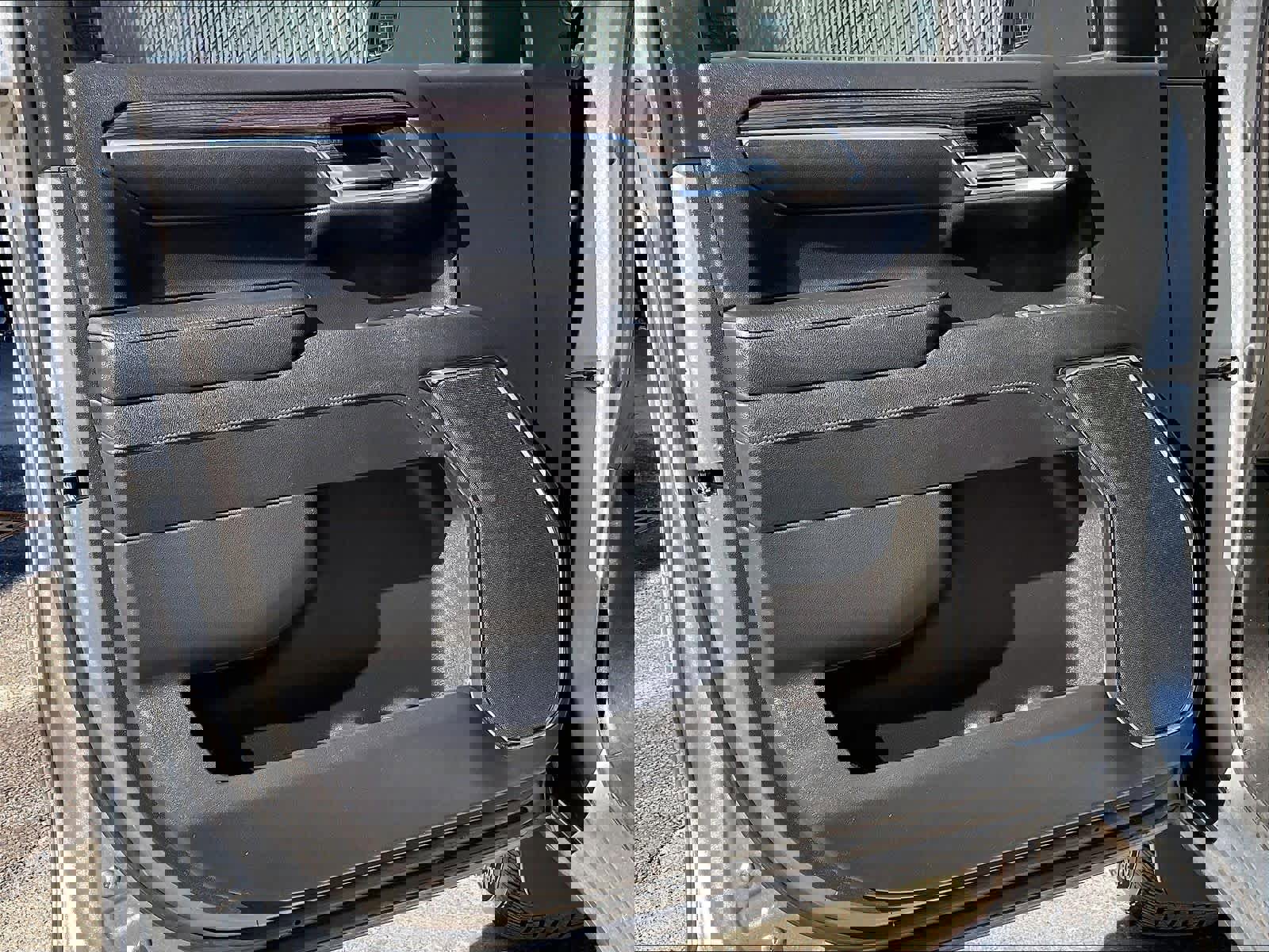 Used 2023 Chevrolet Silverado 1500 LT image 9