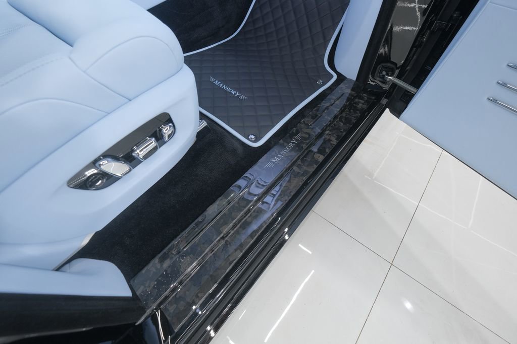 Used 2026 Rolls-Royce Phantom Sedan RWD image 61