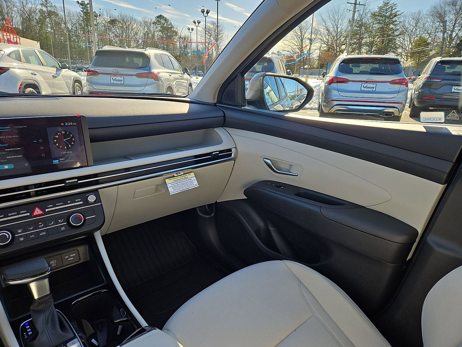 Used 2025 Hyundai Tucson SE AWD/4WD image 11