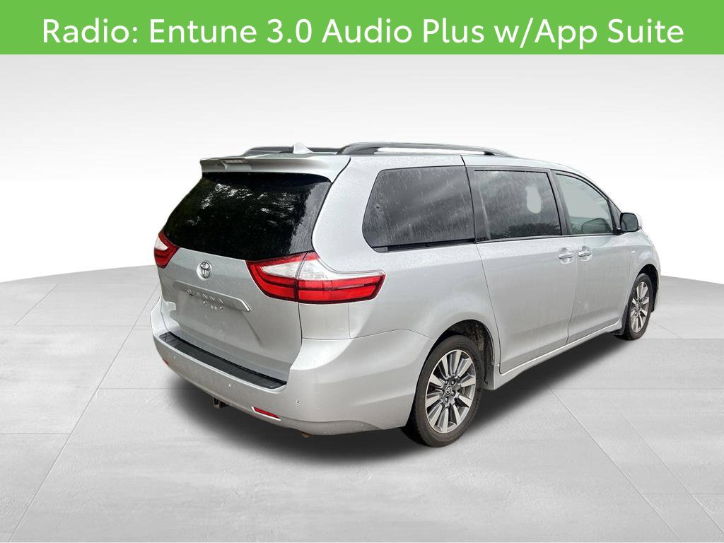 Used 2020 Toyota Sienna XLE AWD/4WD image 6