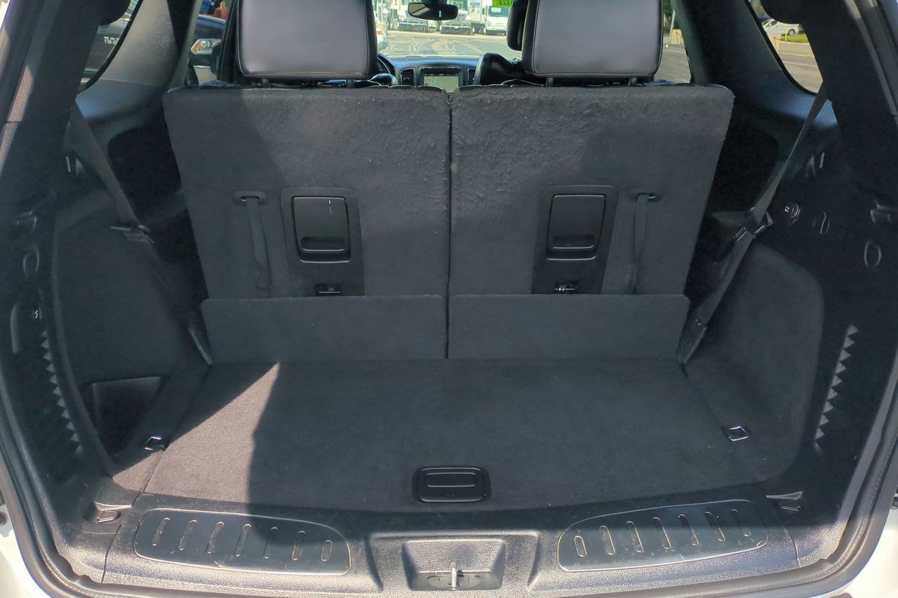 Used 2020 Dodge Durango R/T w/ Blacktop Package RWD image 24