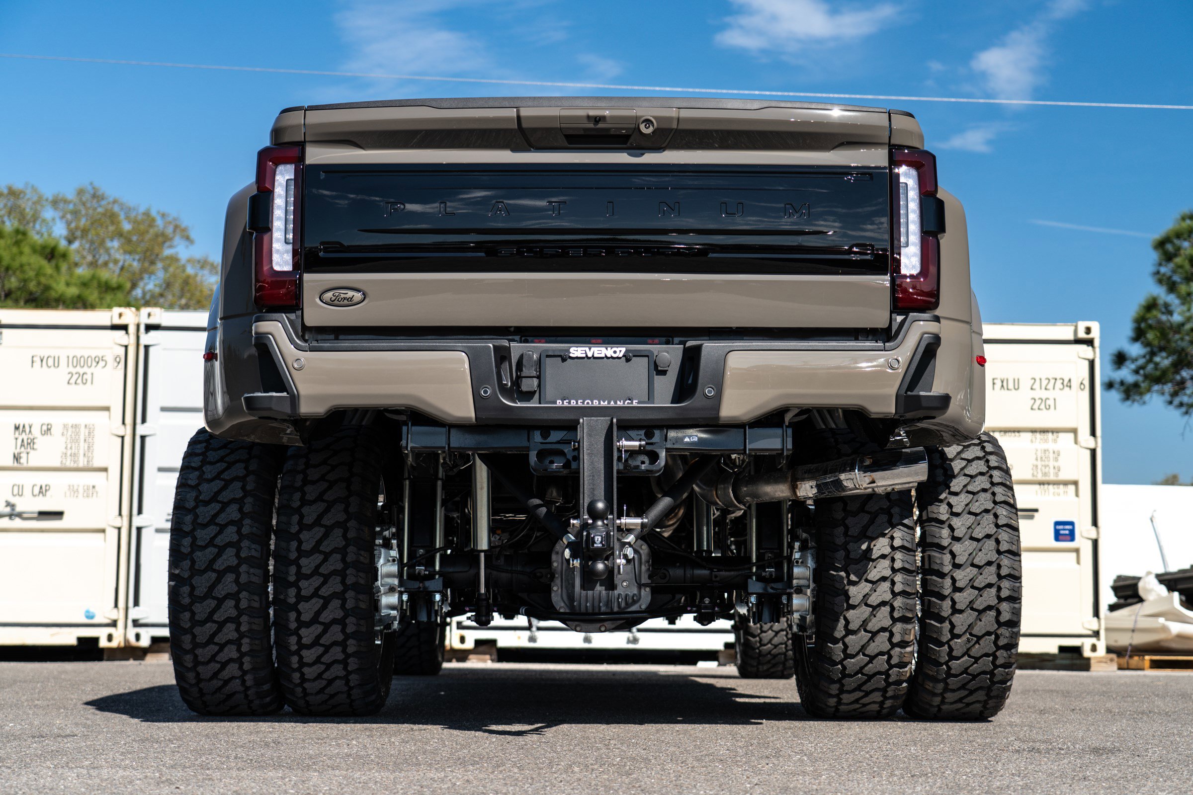 New 2026 Ford F450 Platinum w/ Platinum Plus Package image 5