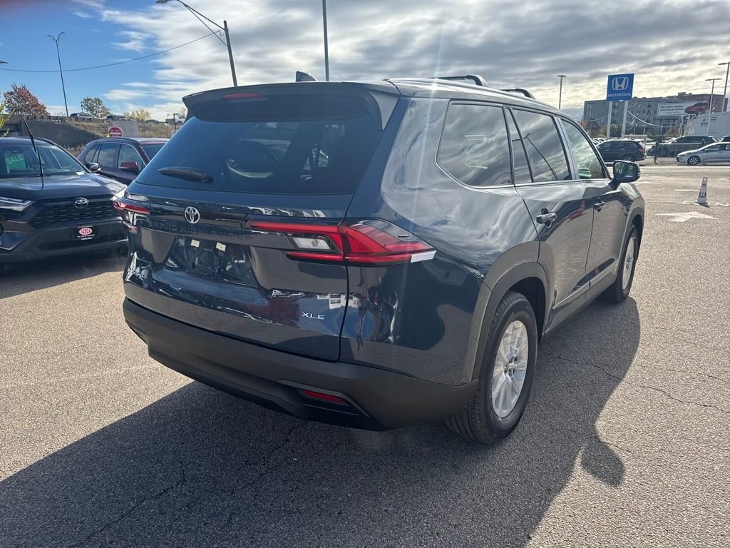 New 2026 Toyota Grand Highlander XLE image 7