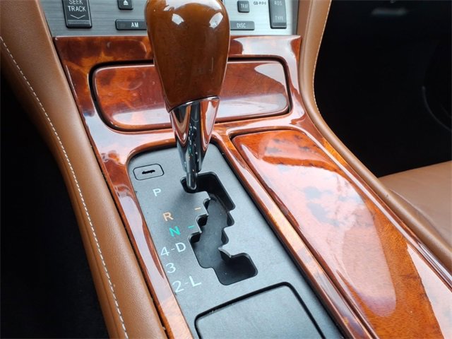 Used 2004 Lexus SC 430 Convertible image 18