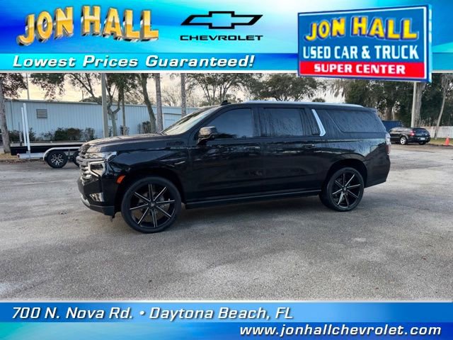 Used 2022 Chevrolet Suburban High Country image 3