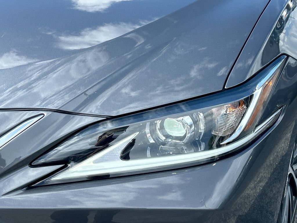 Certified 2024 Lexus ES 300h w/ Premium Package FWD image 26