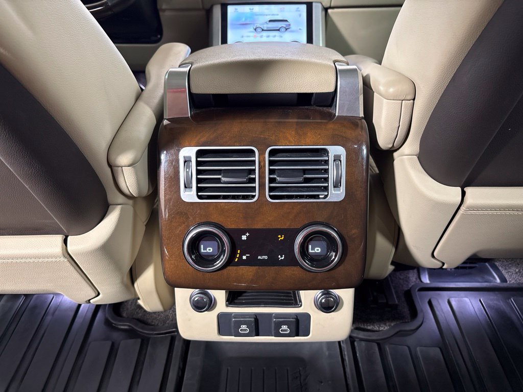 Used 2021 Land Rover Range Rover AWD/4WD image 28