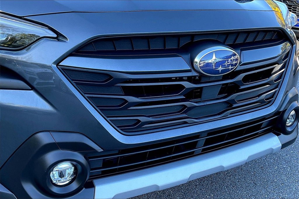 Used 2024 Subaru Outback Limited image 32