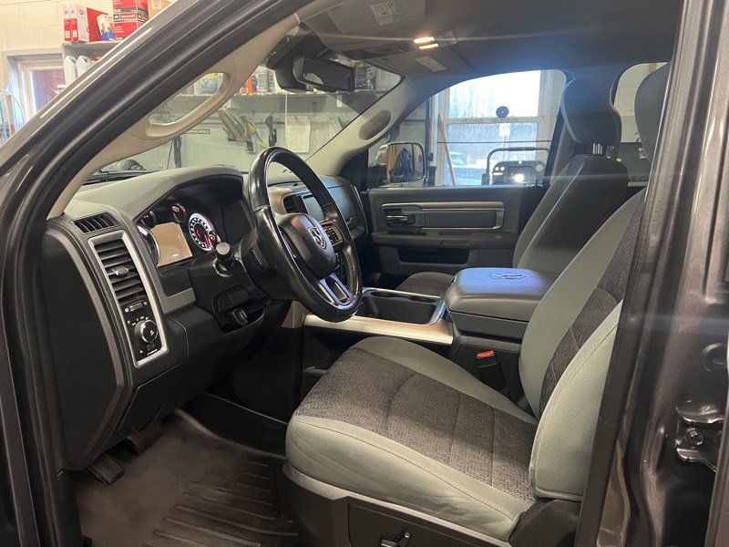 Used 2016 RAM 1500 Big Horn image 5