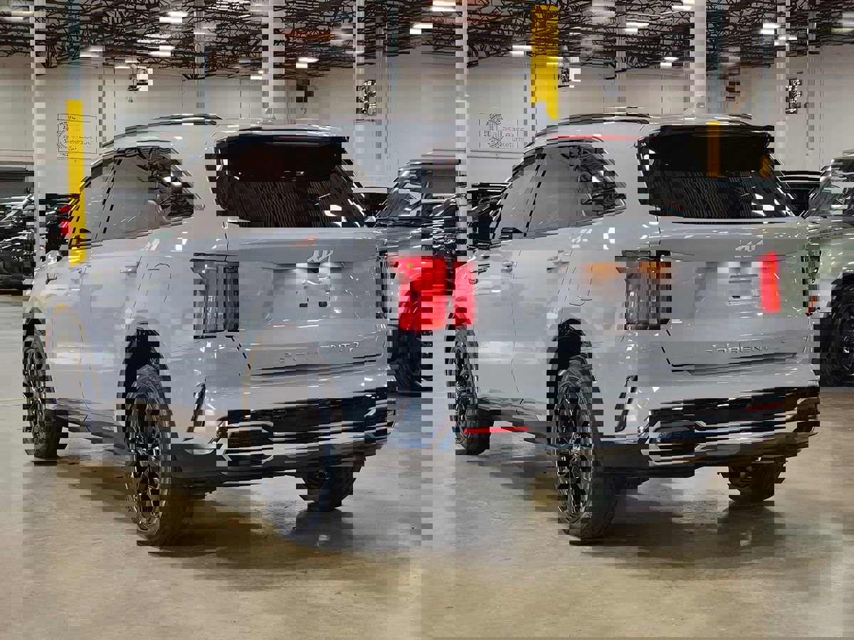 Used 2022 Kia Sorento SX image 11