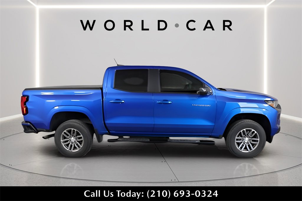 Used 2023 Chevrolet Colorado LT w/ LT Convenience Package image 8