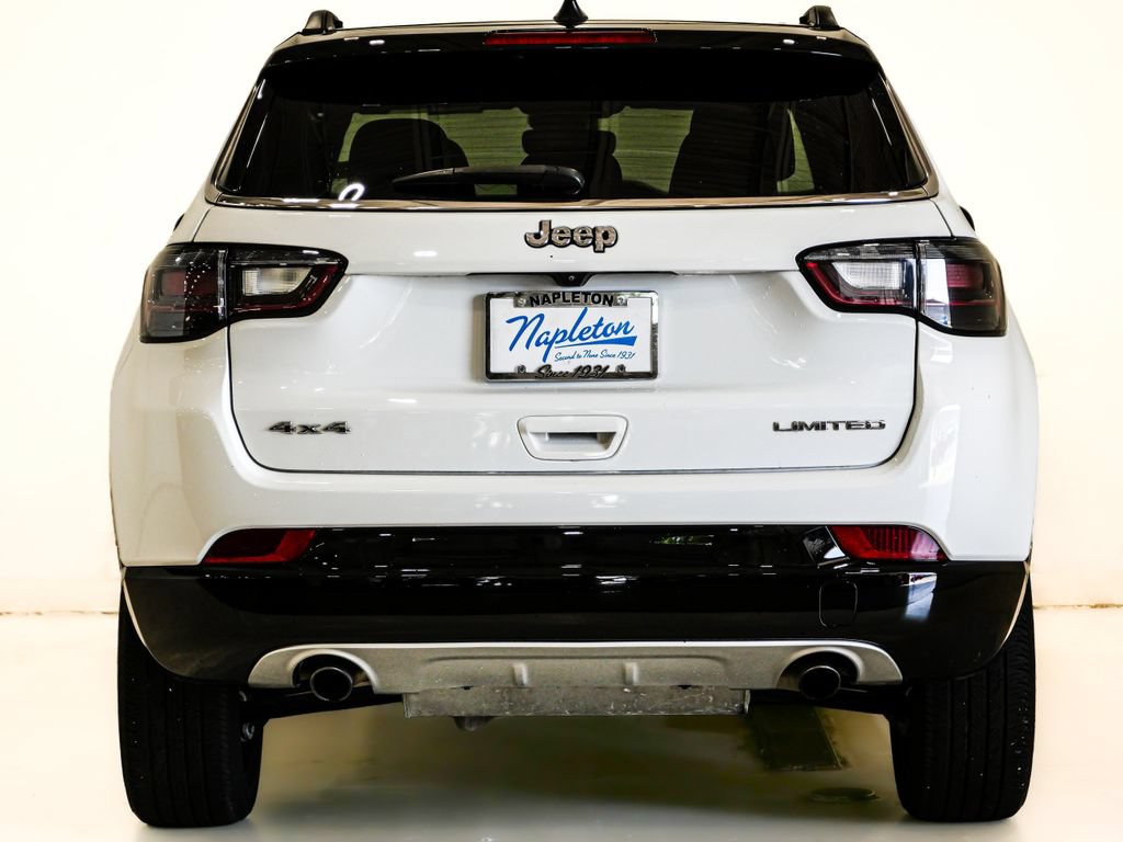 Used 2023 Jeep Compass Limited w/ Elite Group AWD/4WD image 8