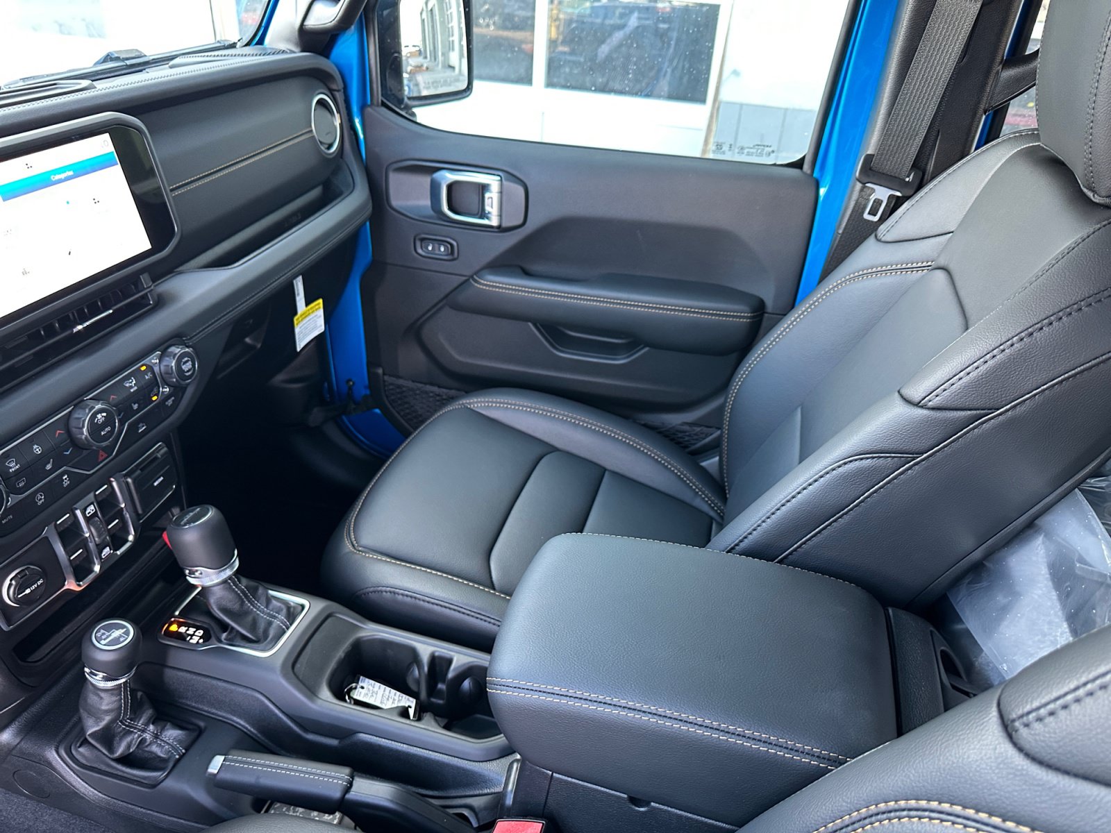 New 2026 Jeep Gladiator Sport AWD/4WD image 19