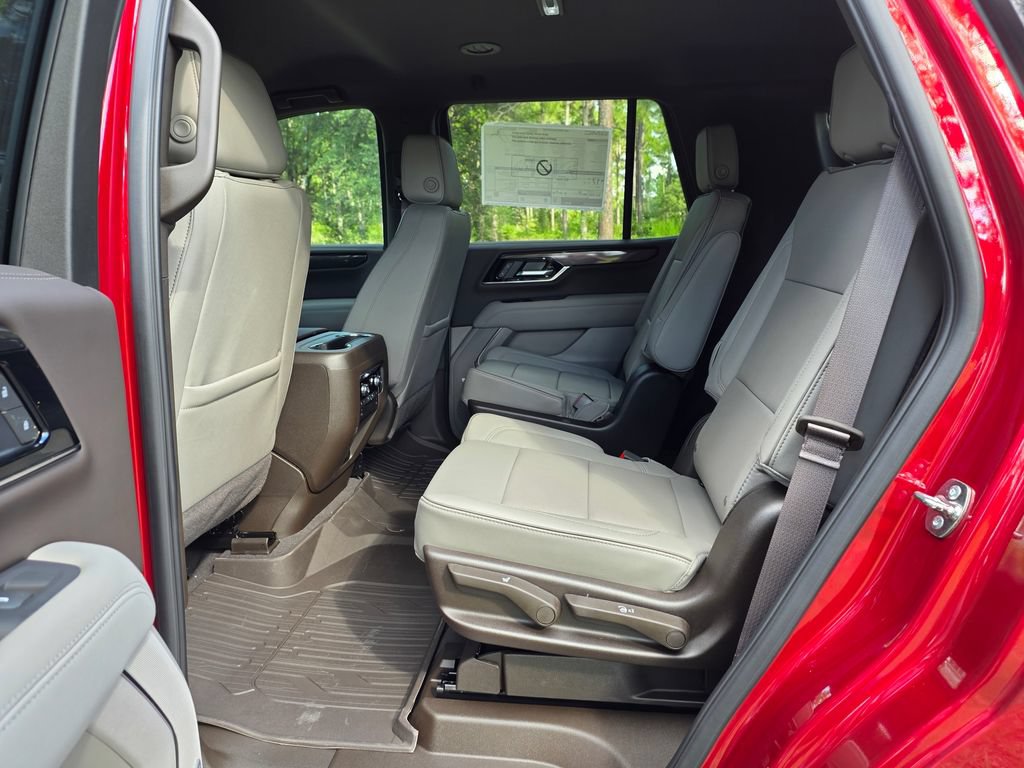 New 2026 GMC Yukon Elevation w/ LPO, Floor Liner Package RWD image 17
