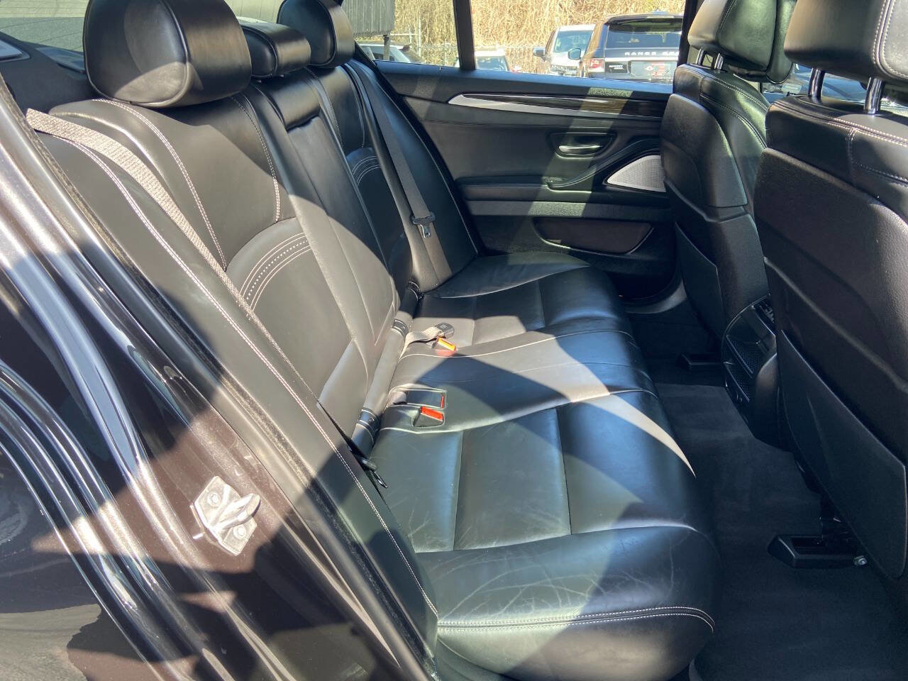 Used 2016 BMW 550i Sedan image 19