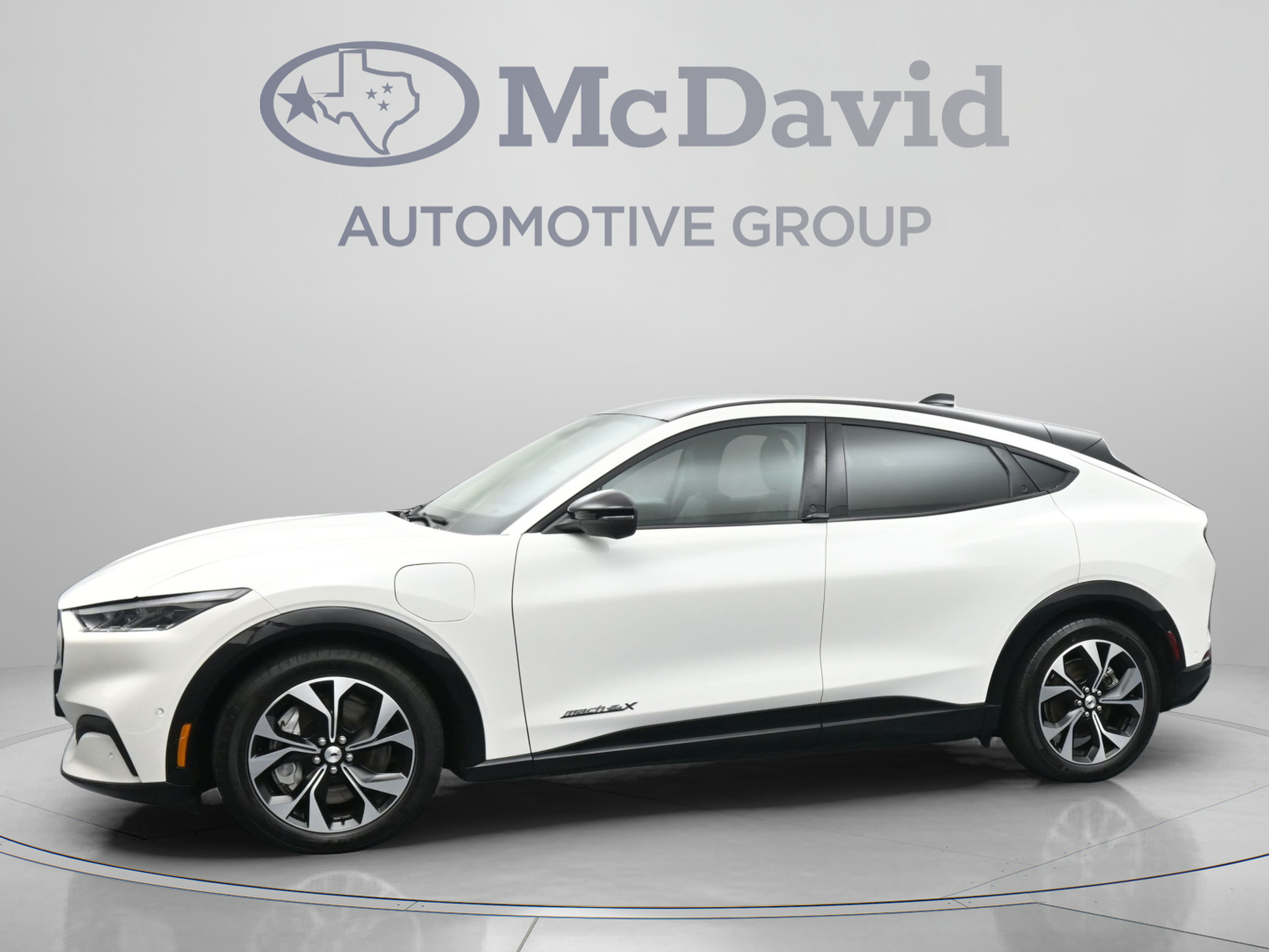 Used 2023 Ford Mustang Mach-E Premium AWD/4WD image 5