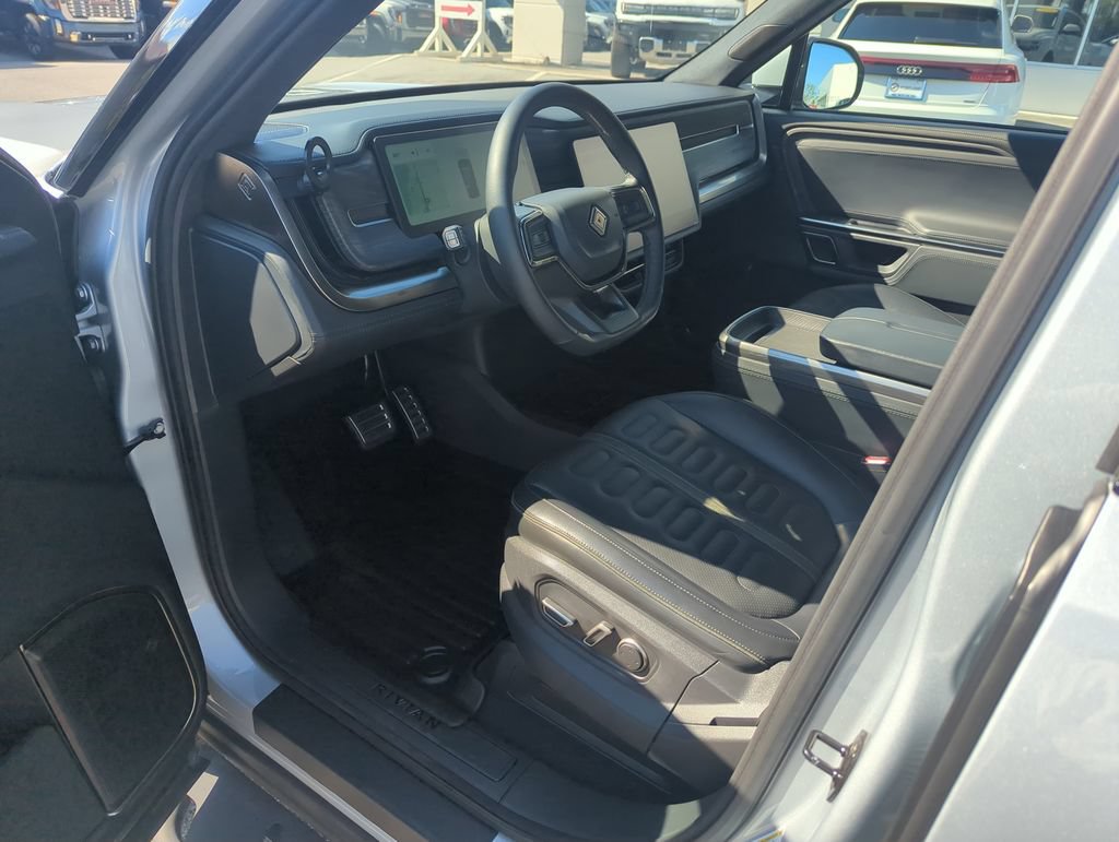 Used 2024 Rivian R1S Adventure Dual AWD/4WD image 10