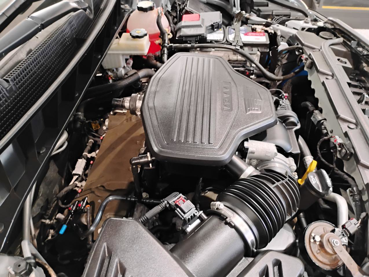 Used 2018 Cadillac XT5 Luxury w/ Driver Awareness Package image 73