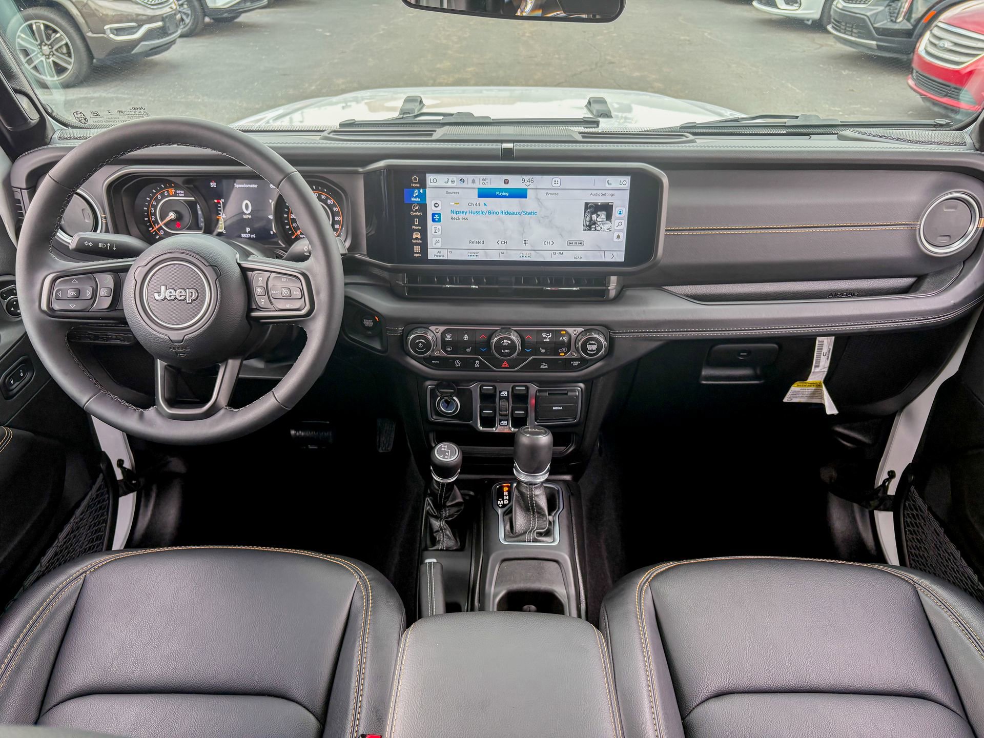 Used 2025 Jeep Gladiator Sport AWD/4WD image 30