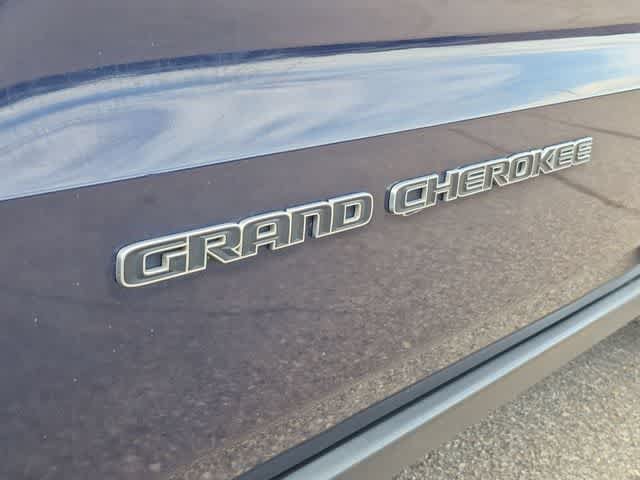 Used 2017 Jeep Grand Cherokee Limited AWD/4WD image 13