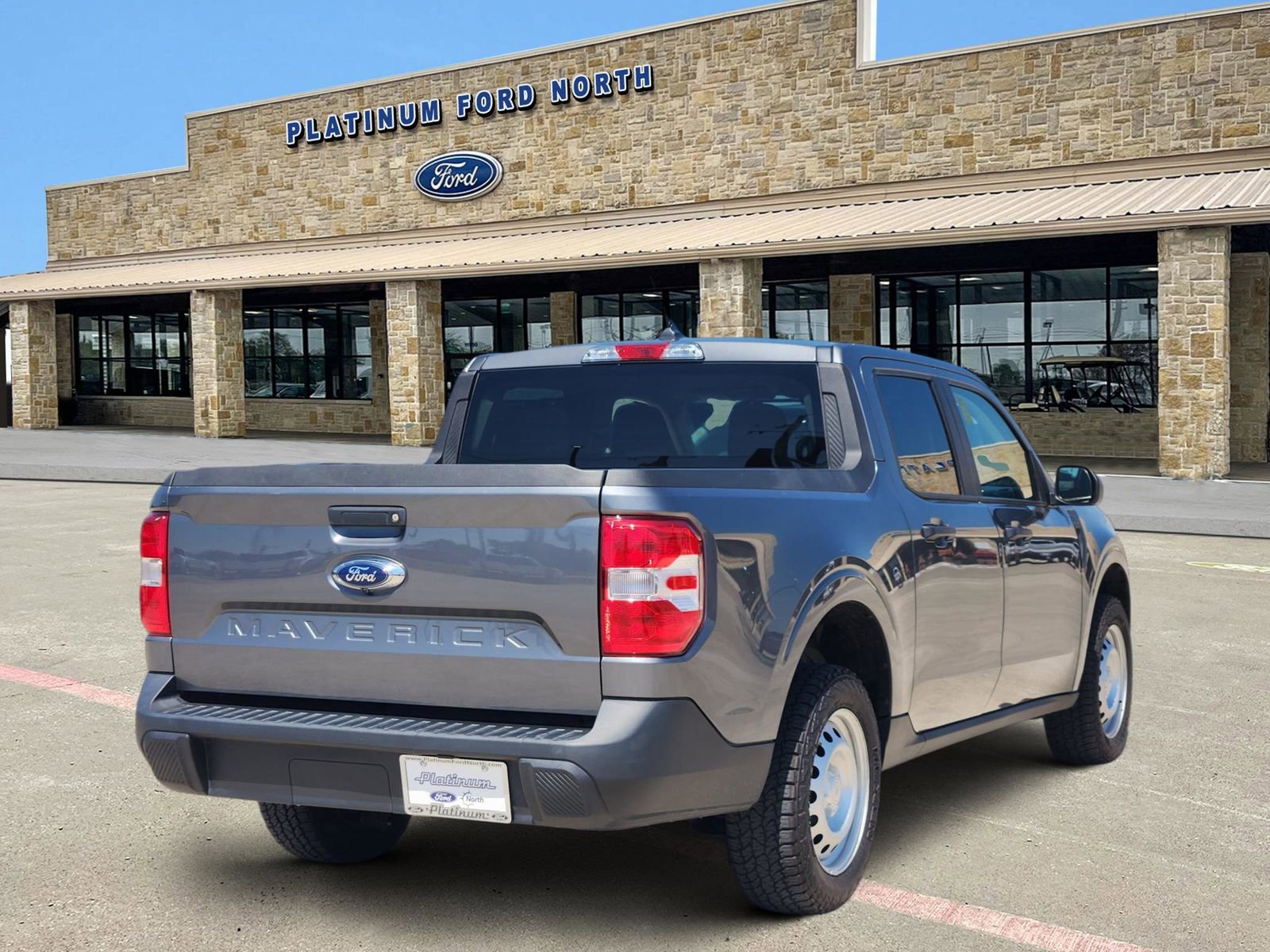 Used 2022 Ford Maverick XL FWD image 5