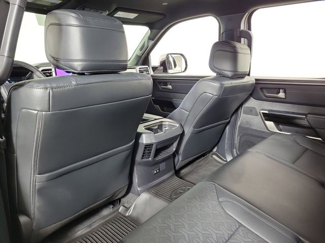Used 2025 Toyota Tundra Limited AWD/4WD image 11