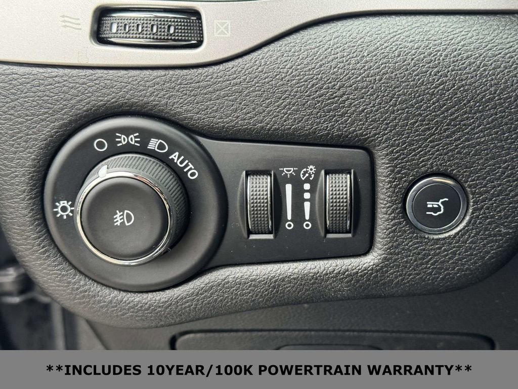 Used 2019 Jeep Cherokee High Altitude image 17