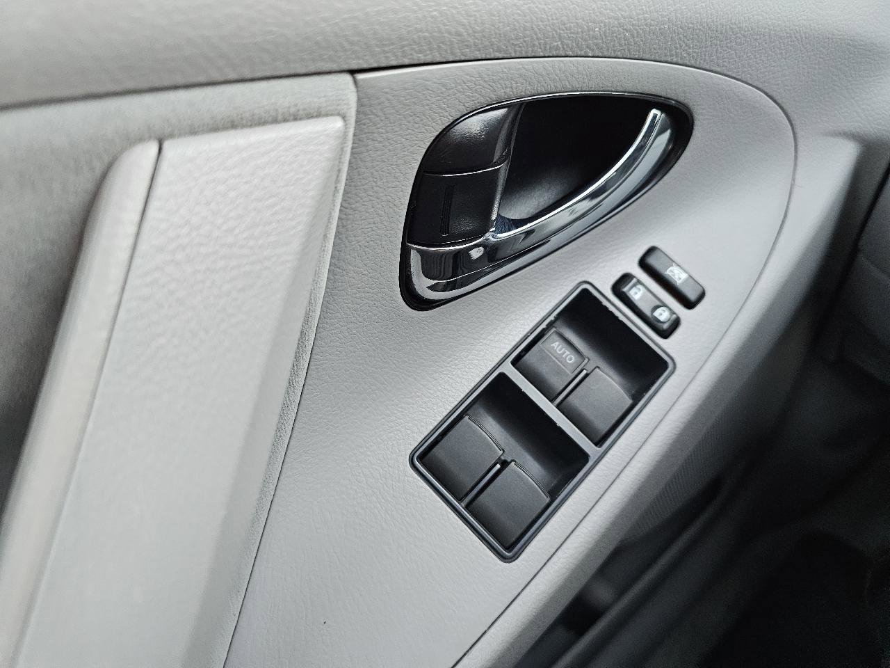 Used 2007 Toyota Camry LE FWD image 41