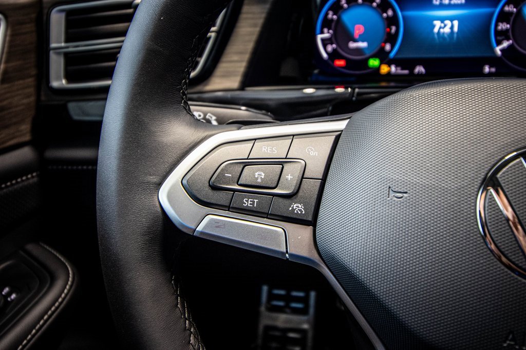 New 2026 Volkswagen Atlas SEL Premium R-Line image 33