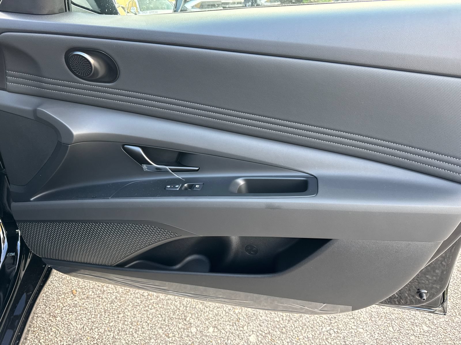 New 2026 Hyundai Elantra SEL Sport FWD image 15