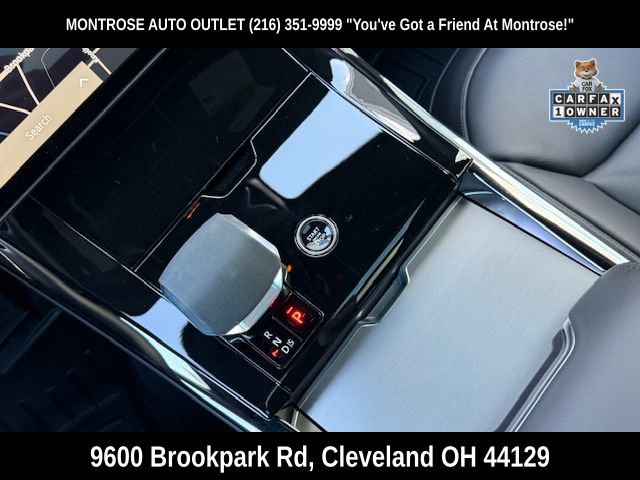 Used 2025 Land Rover Range Rover Sport SE image 23