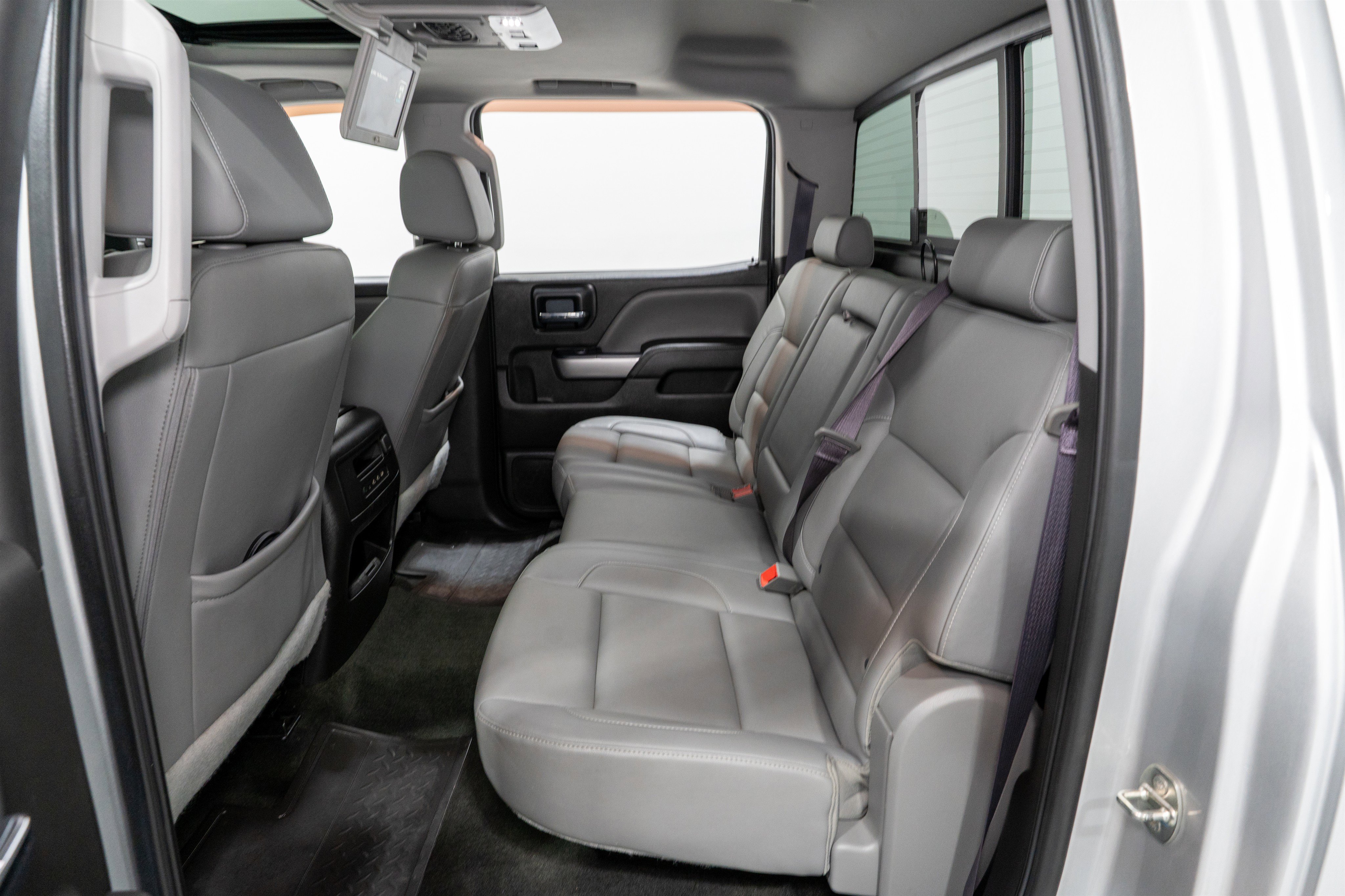 Used 2017 Chevrolet Silverado 1500 LTZ Z71 image 34