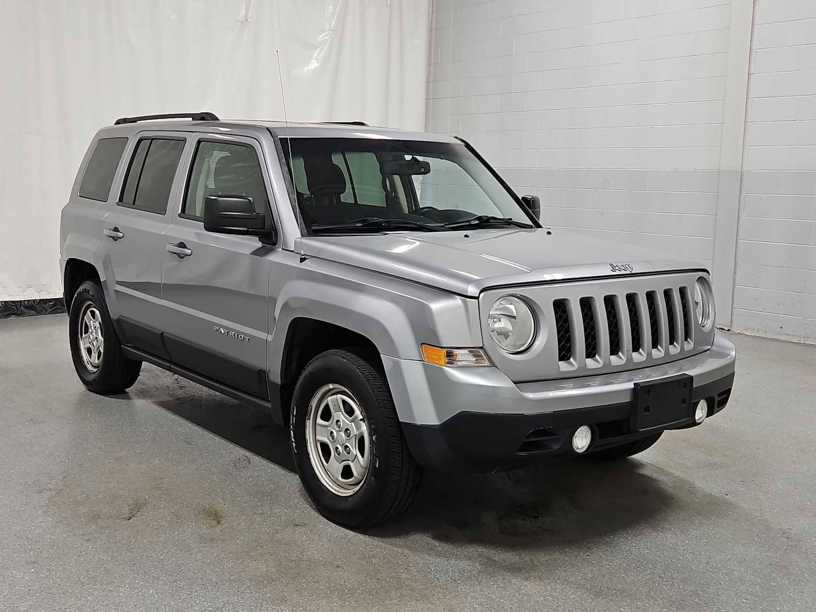 Used 2016 Jeep Patriot Sport w/ Power Value Group image 13