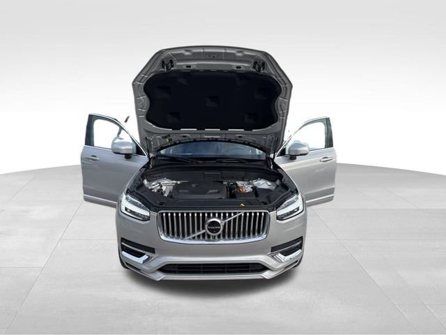 Certified 2023 Volvo XC90 T8 Plus w/ Protection Package Premier image 33