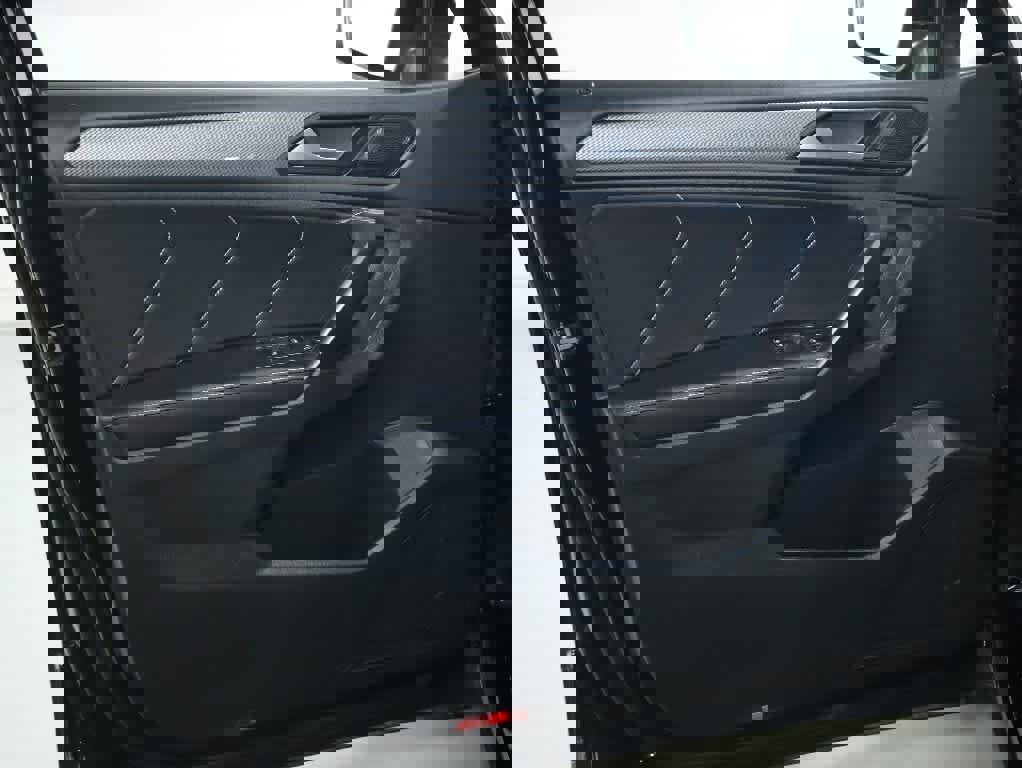 Certified 2023 Volkswagen Tiguan SE image 15