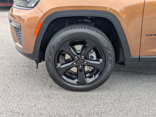 New 2026 Jeep Grand Cherokee Limited AWD/4WD image 10