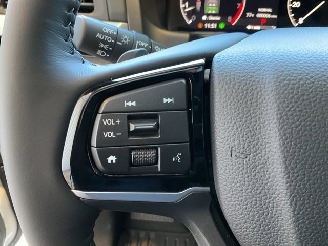 New 2026 Honda Odyssey Touring image 11